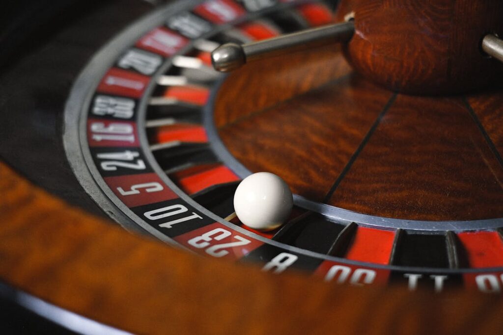 Casino Roulette Nahaufnahme mit Zahlen - Der Monte Carlo Irrtum von 1913