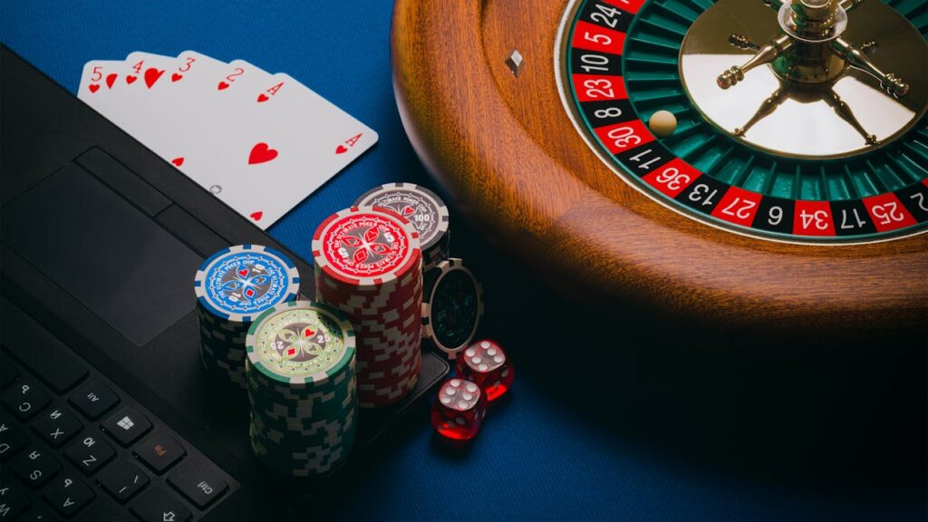 Casino Craps Tisch mit Wuerfeln und Chips - Patricia DeMauro 154 Wuerfe Geschichte